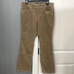 Ann Taylor  Loft Kahki light weight corduroy curvy boot cut jeans size 10petite